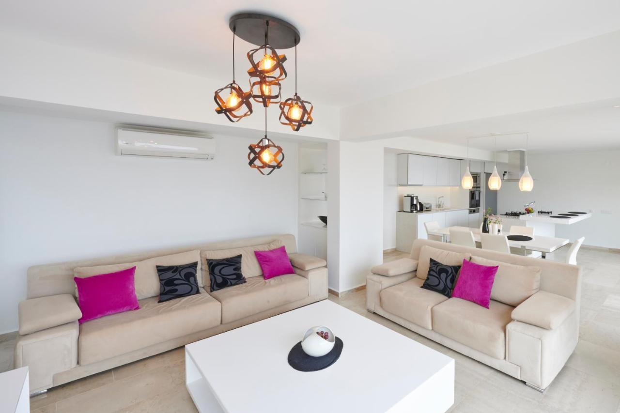 קס Luxus Villa Skyla Mit 5 Schlafzimmern & Meer-Blick מראה חיצוני תמונה