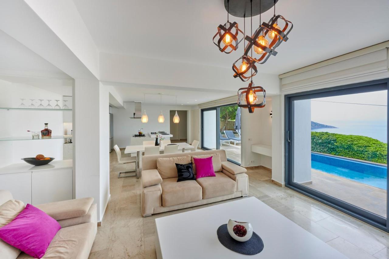 קס Luxus Villa Skyla Mit 5 Schlafzimmern & Meer-Blick מראה חיצוני תמונה